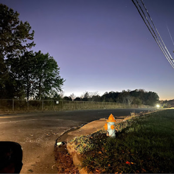 Meet your Posher, Osiel - Picture 1 of 1